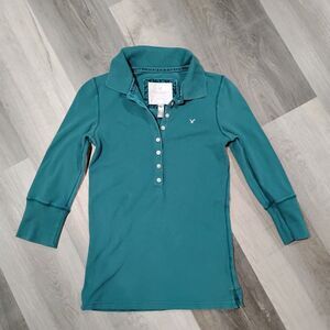American Eagle Outfitters Polo Top Women's Small Green 3/4 Sleeve Logo